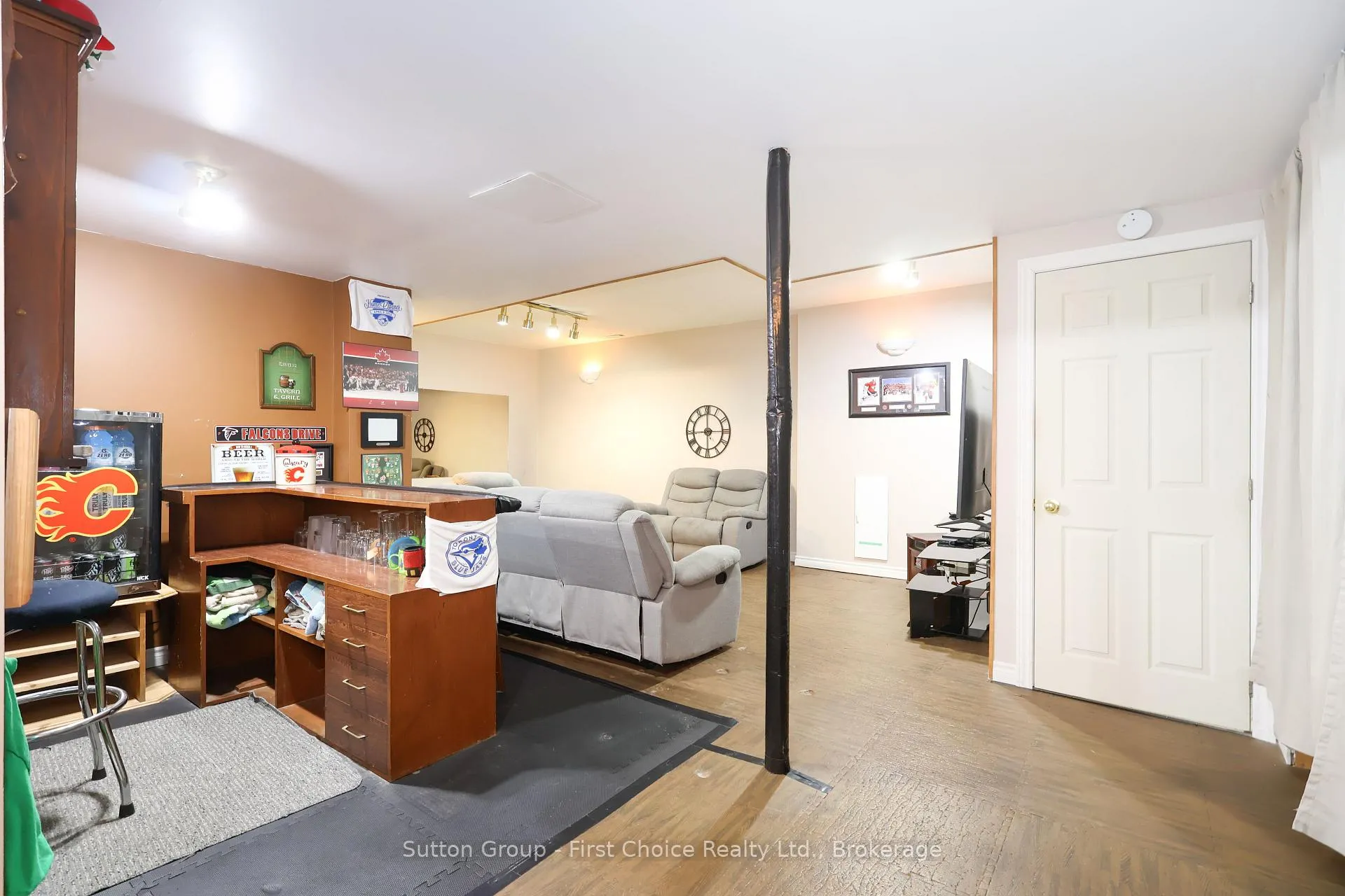 Photo 22 of Unit B, 129 Mitchell Court, West Perth, Mitchell — HOMEH