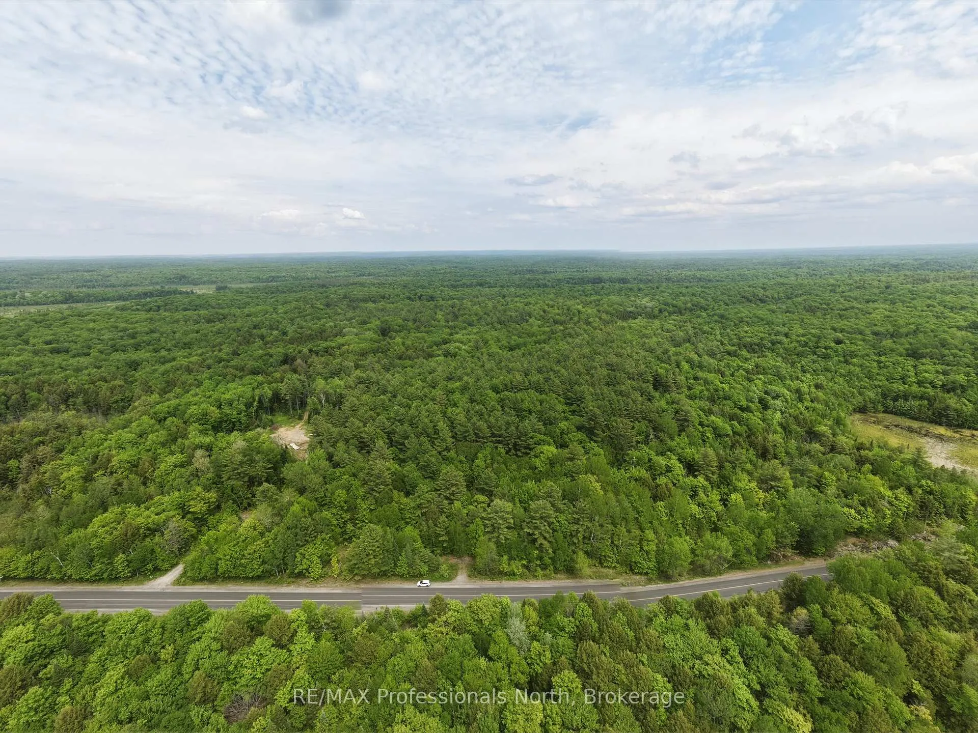 Photo 14 of 2445 Manitoba Street, Bracebridge, Monck (Bracebridge) — HOMEH