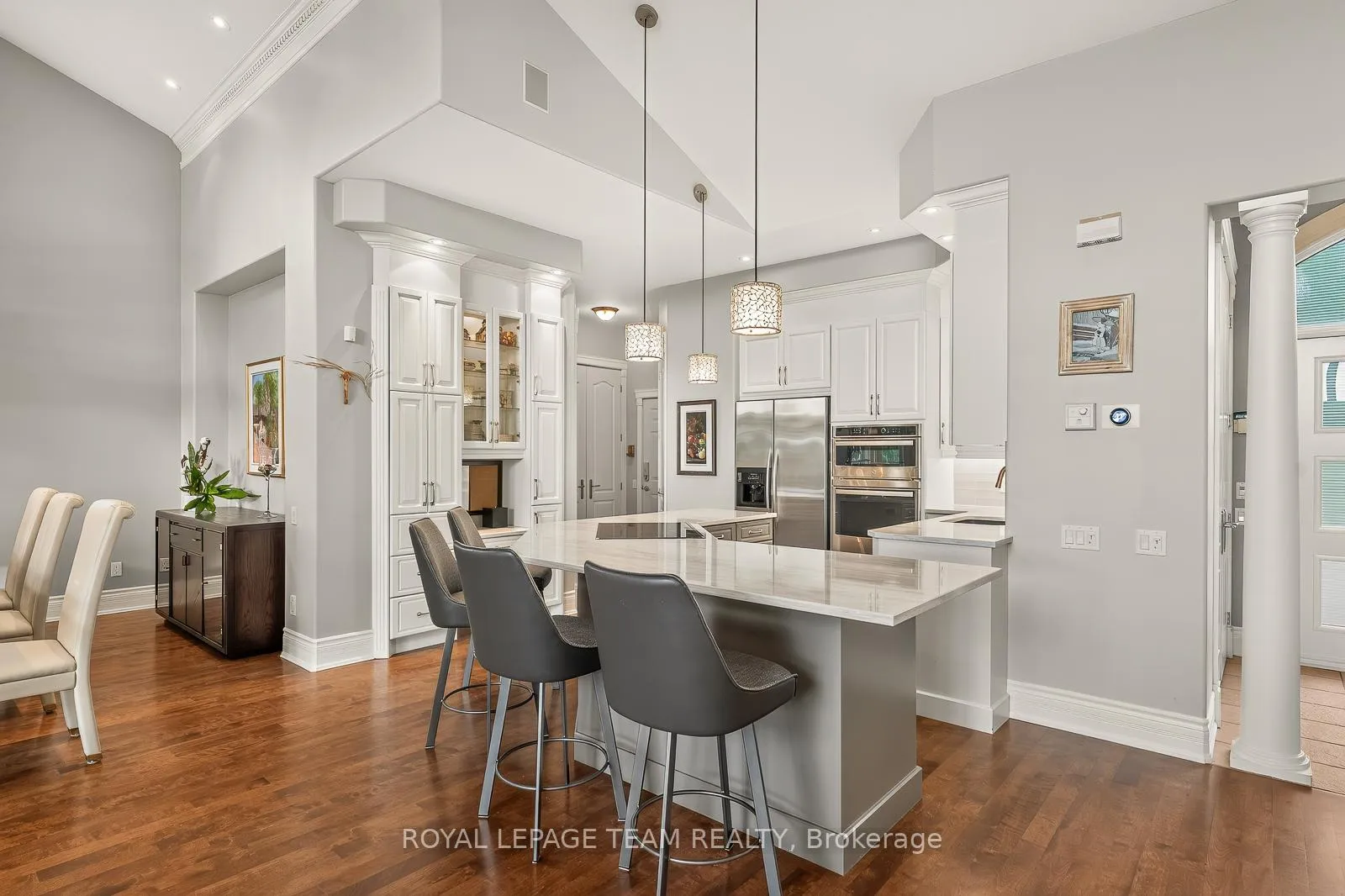 Photo 9 of 6361 Radisson Way, Ottawa, Hiawatha Park/Convent Glen — HOMEH