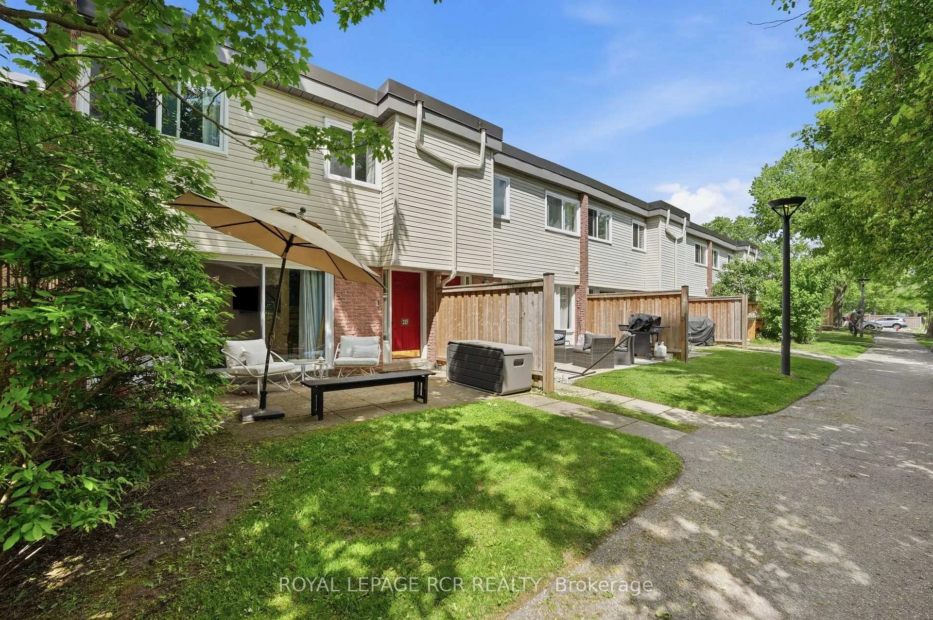 Photo 19 of Unit 75, 215 Milestone Crescent, Aurora, Aurora Village — HOMEH