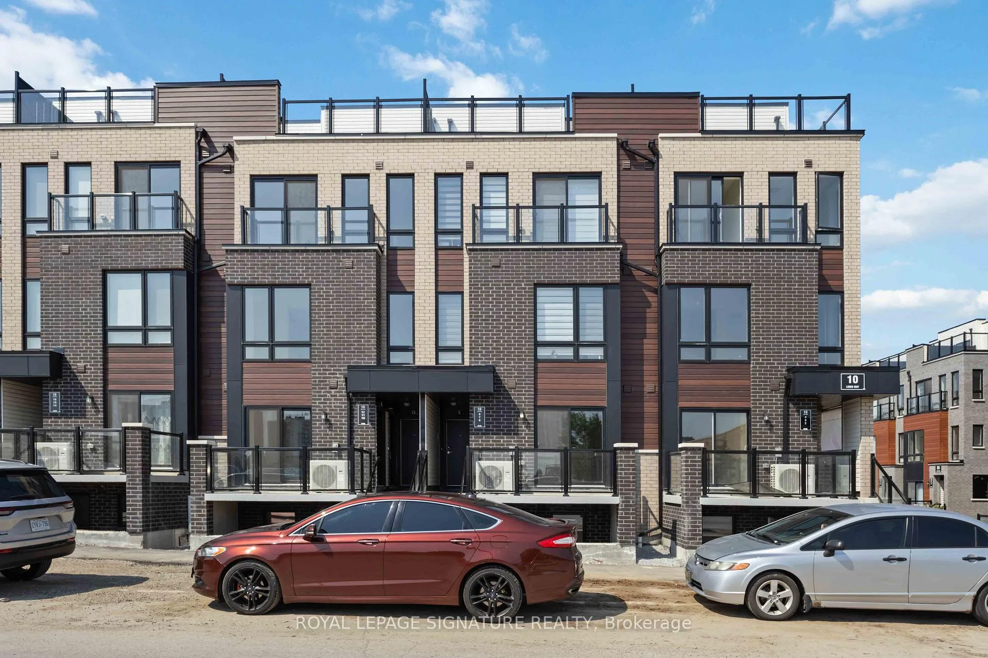 Front of Unit 6, 10 Liben Way