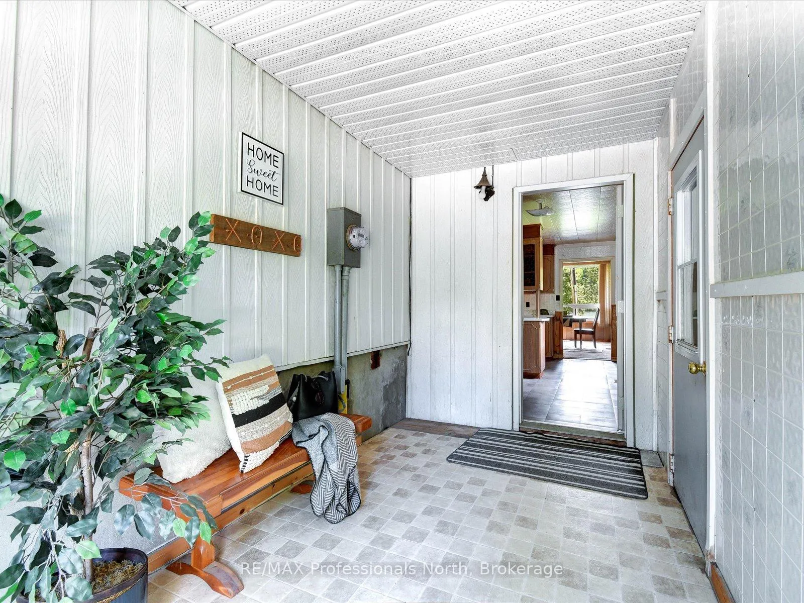 Photo 5 of 2510 Loop Road, Highlands East, Monmouth — HOMEH