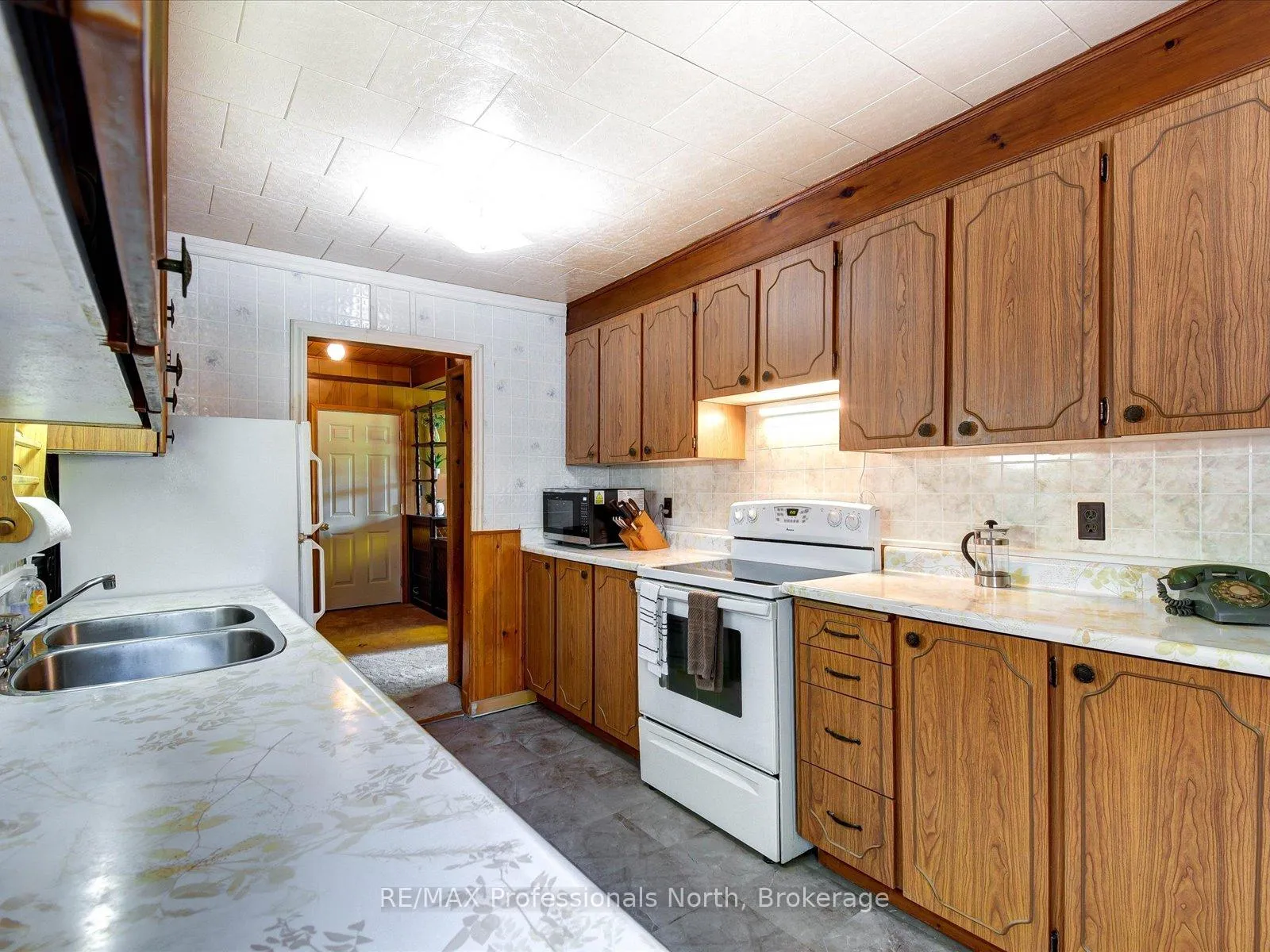 Photo 11 of 2510 Loop Road, Highlands East, Monmouth — HOMEH