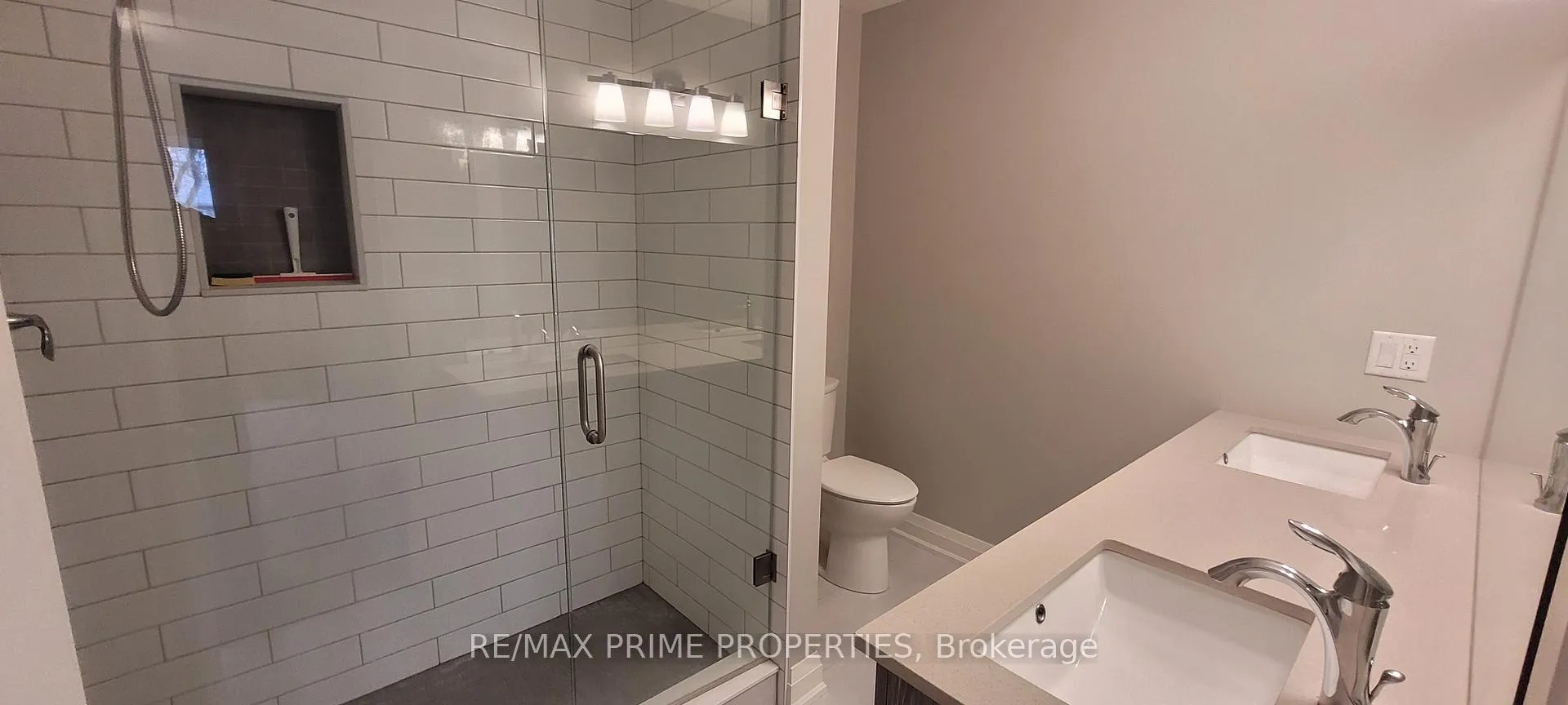 Photo 12 of 88C Clapperton Street, Barrie, Codrington — HOMEH