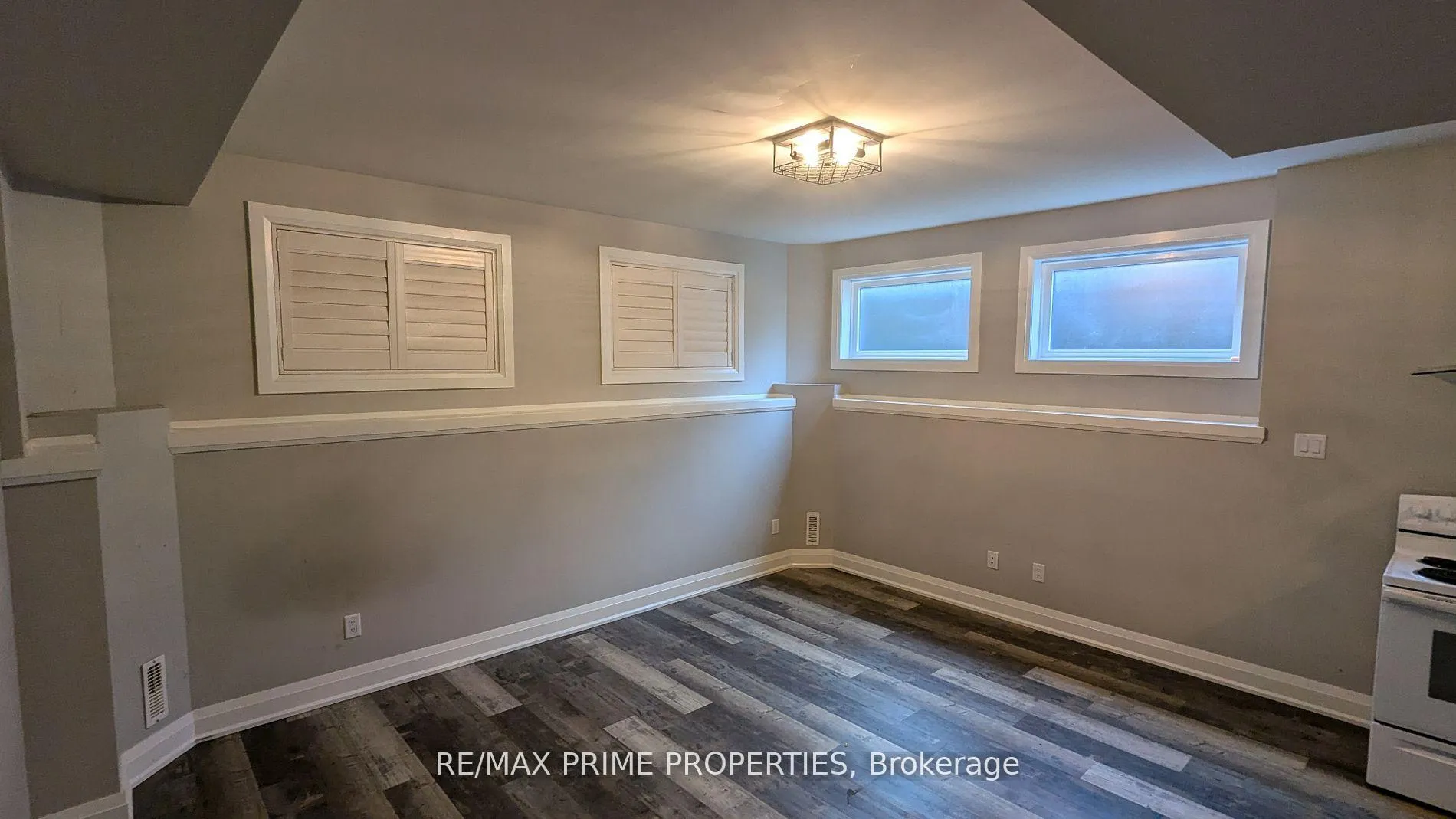 Photo 18 of 88C Clapperton Street, Barrie, Codrington — HOMEH