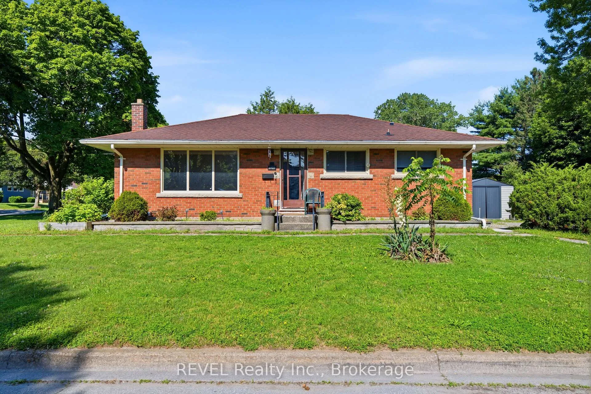 Photo 1 of 6427 Burdette Drive, Niagara Falls, Morrison — HOMEH