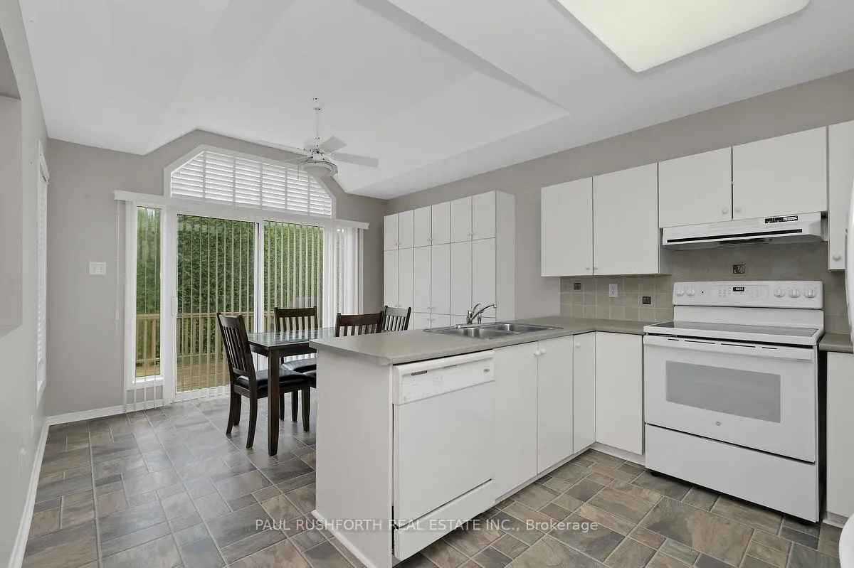 Photo 10 of 90 Moresby Drive, Ottawa, Kanata - Bridlewood — HOMEH