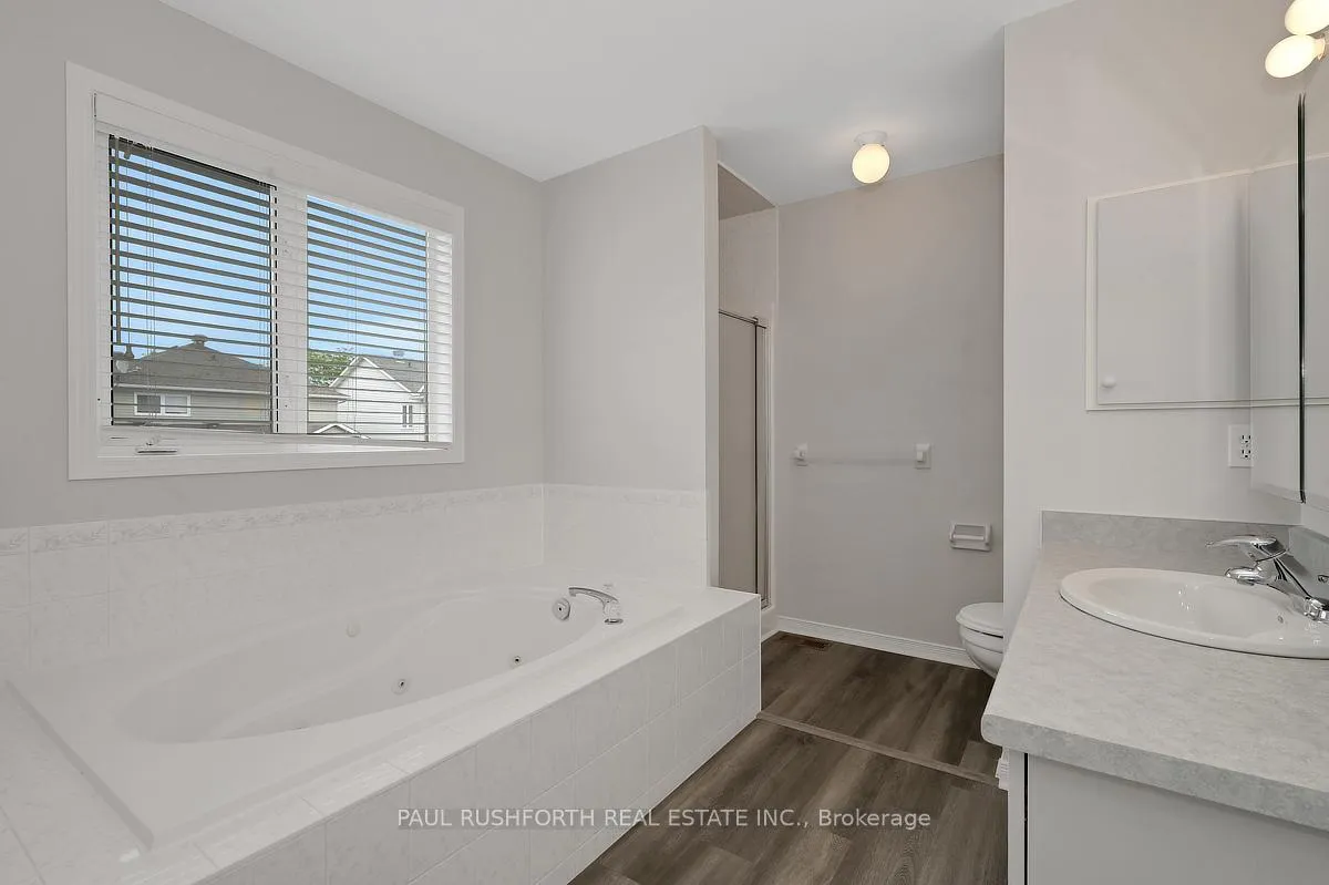 Photo 21 of 90 Moresby Drive, Ottawa, Kanata - Bridlewood — HOMEH