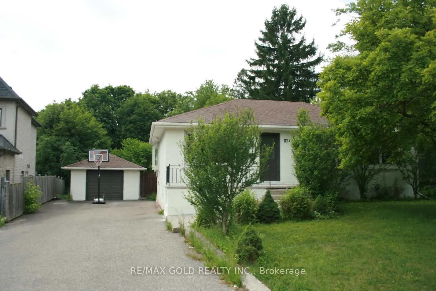 Photo 1 of 1124 Kent Avenue, Oakville, College Park — HOMEH