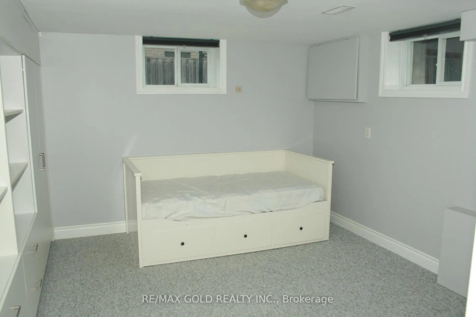 Photo 15 of 1124 Kent Avenue, Oakville, College Park — HOMEH