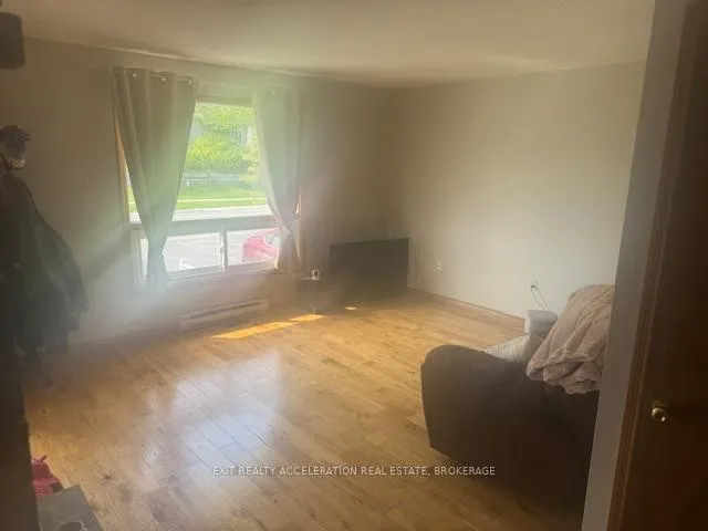 Photo 3 of 106 Joyce Street, Kingston, Rideau — HOMEH