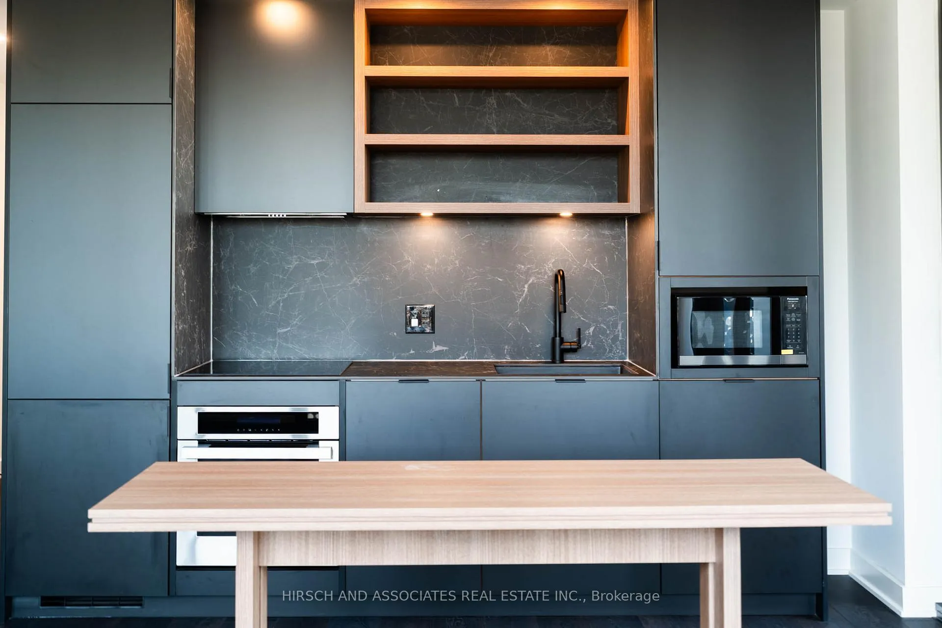 Photo 7 of Unit 1403, 55 Charles Street E, Toronto, Church-Yonge Corridor — HOMEH