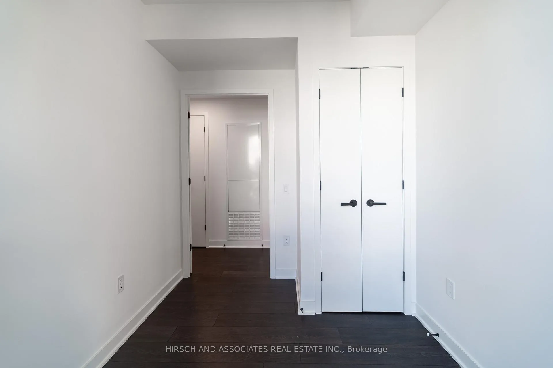 Photo 18 of Unit 1403, 55 Charles Street E, Toronto, Church-Yonge Corridor — HOMEH