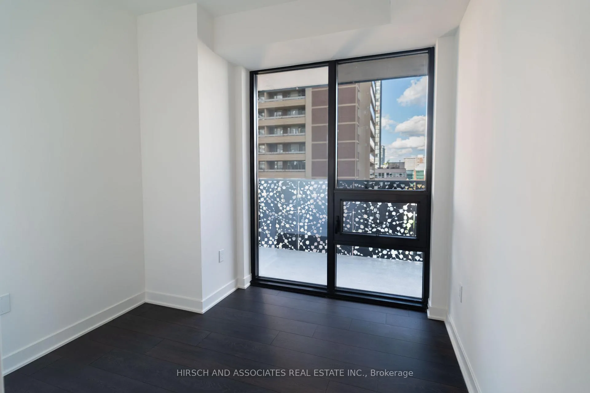 Photo 19 of Unit 1403, 55 Charles Street E, Toronto, Church-Yonge Corridor — HOMEH
