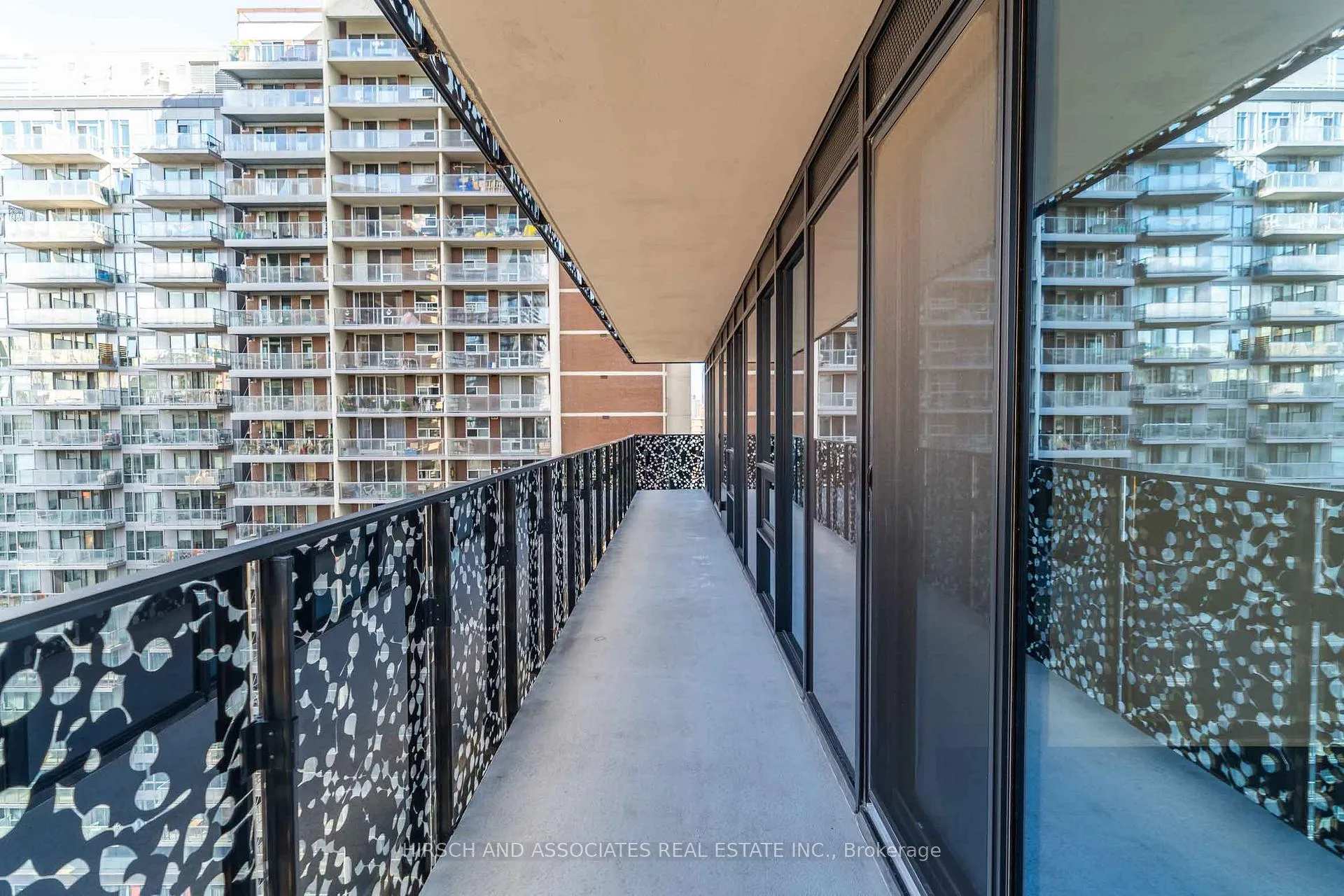Photo 26 of Unit 1403, 55 Charles Street E, Toronto, Church-Yonge Corridor — HOMEH