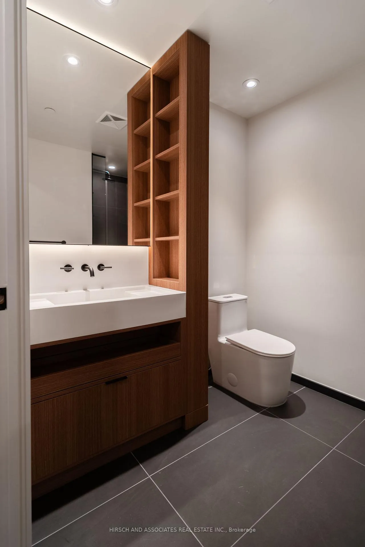 Photo 34 of Unit 1403, 55 Charles Street E, Toronto, Church-Yonge Corridor — HOMEH