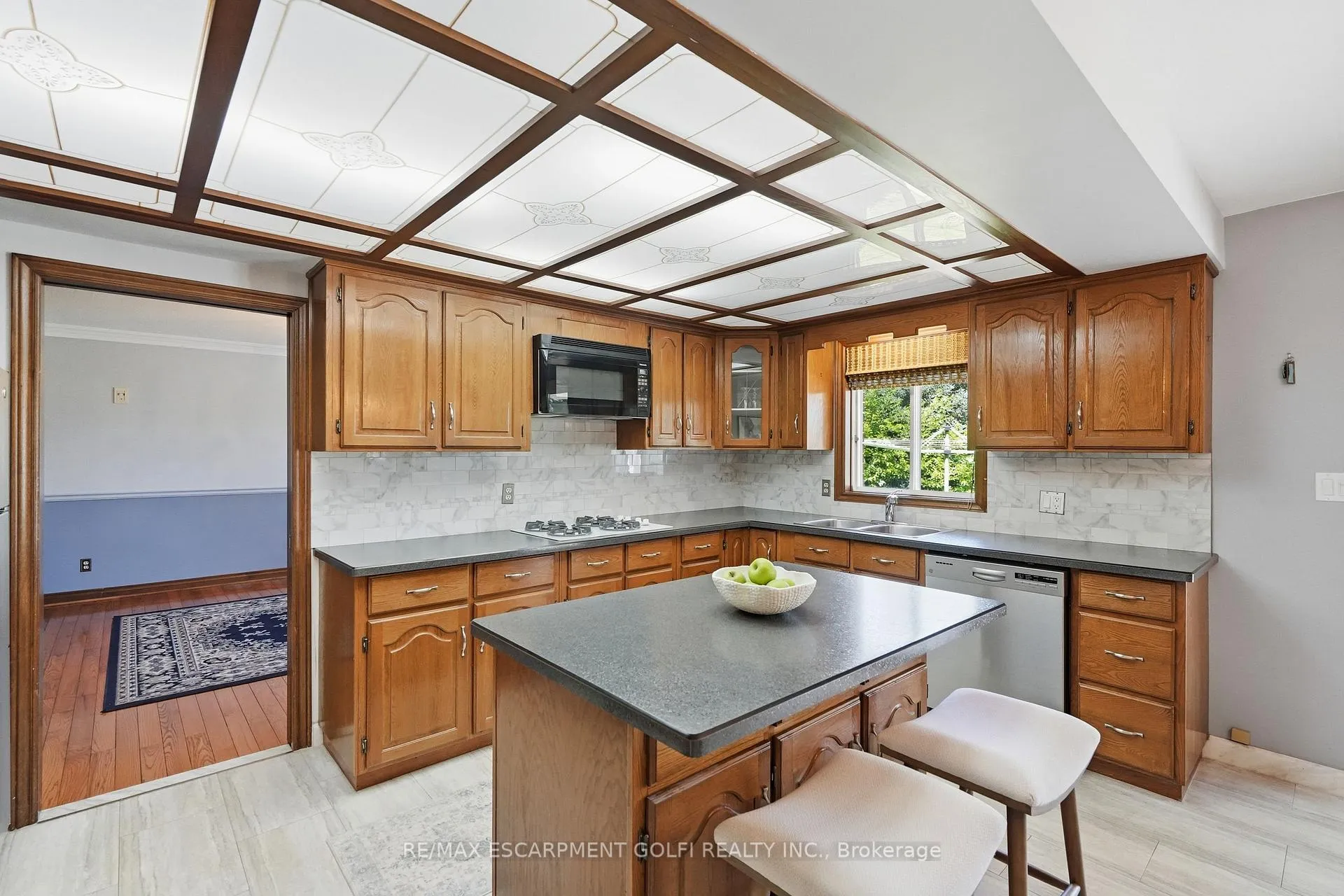 Photo 7 of 24 Renfrew Drive, Thorold, Confederation Heights — HOMEH