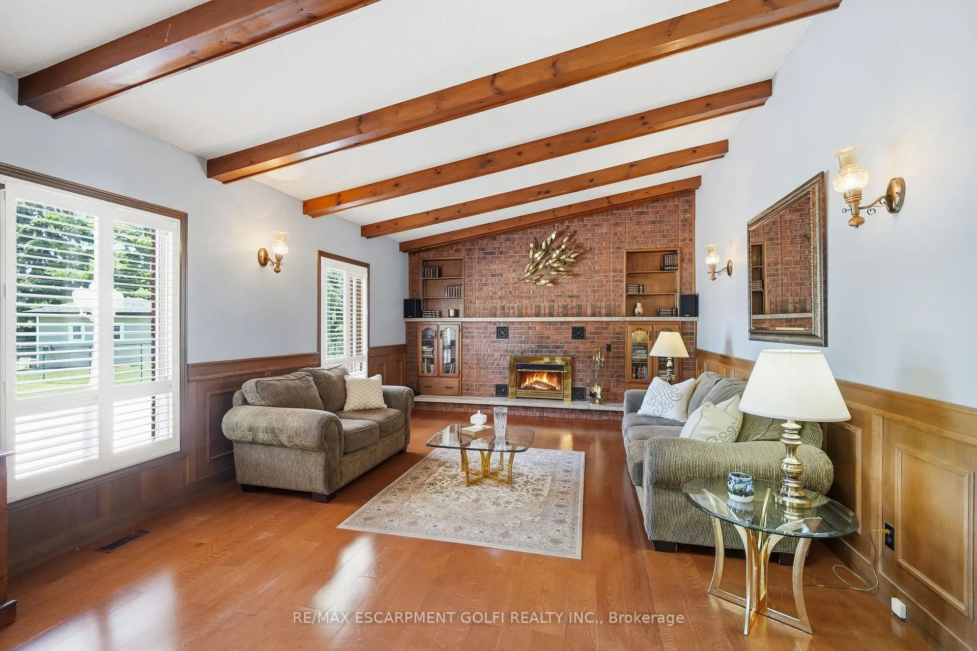 Photo 11 of 24 Renfrew Drive, Thorold, Confederation Heights — HOMEH