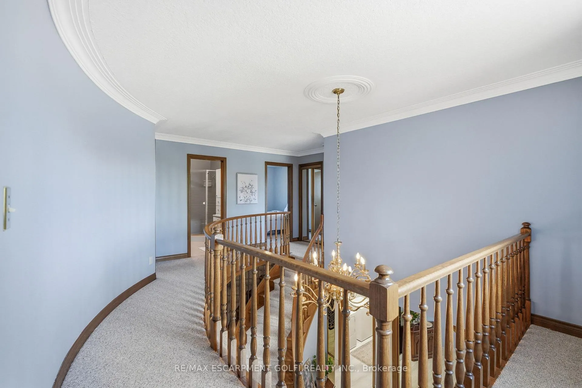 Photo 16 of 24 Renfrew Drive, Thorold, Confederation Heights — HOMEH