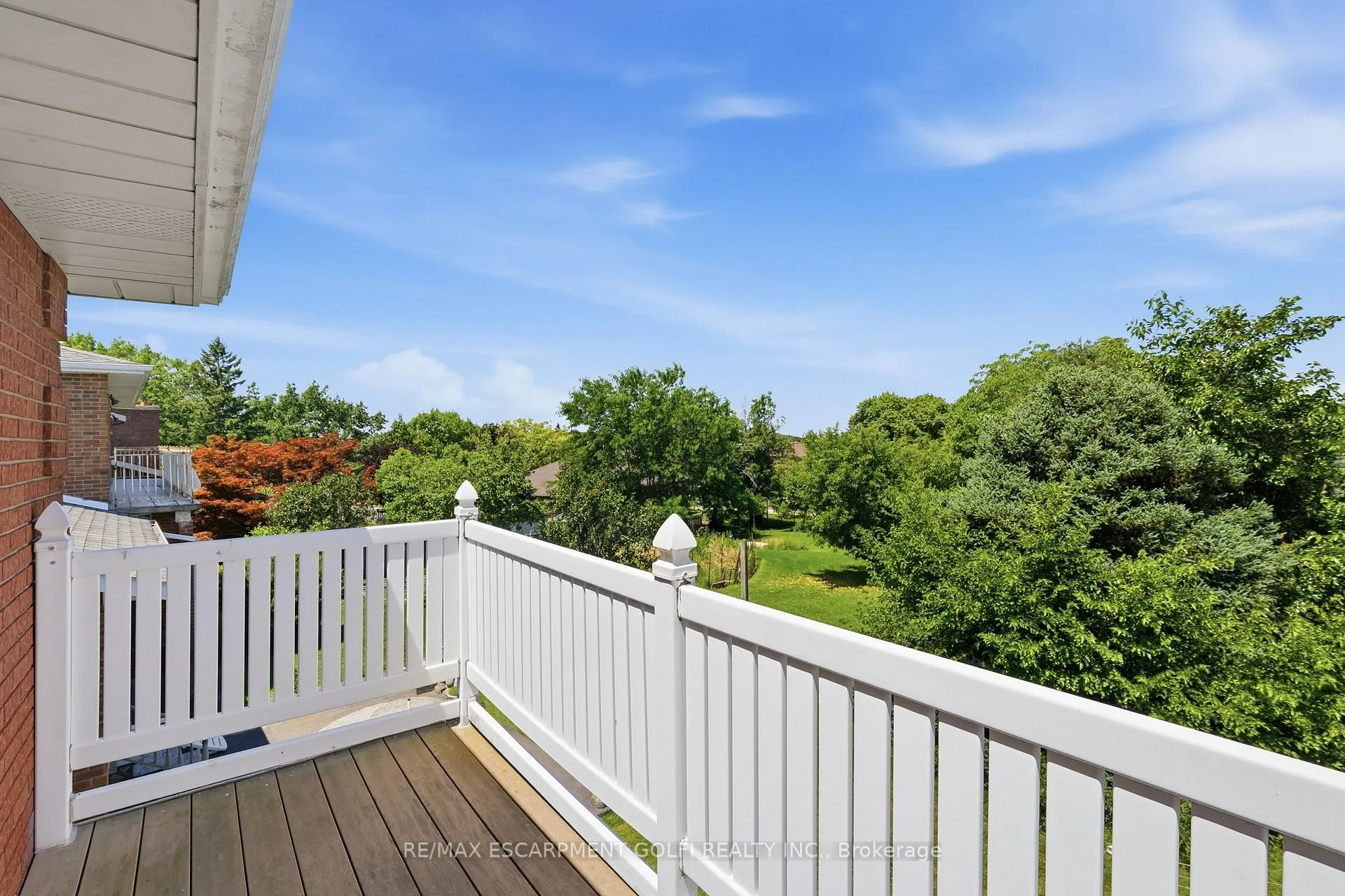 Photo 21 of 24 Renfrew Drive, Thorold, Confederation Heights — HOMEH