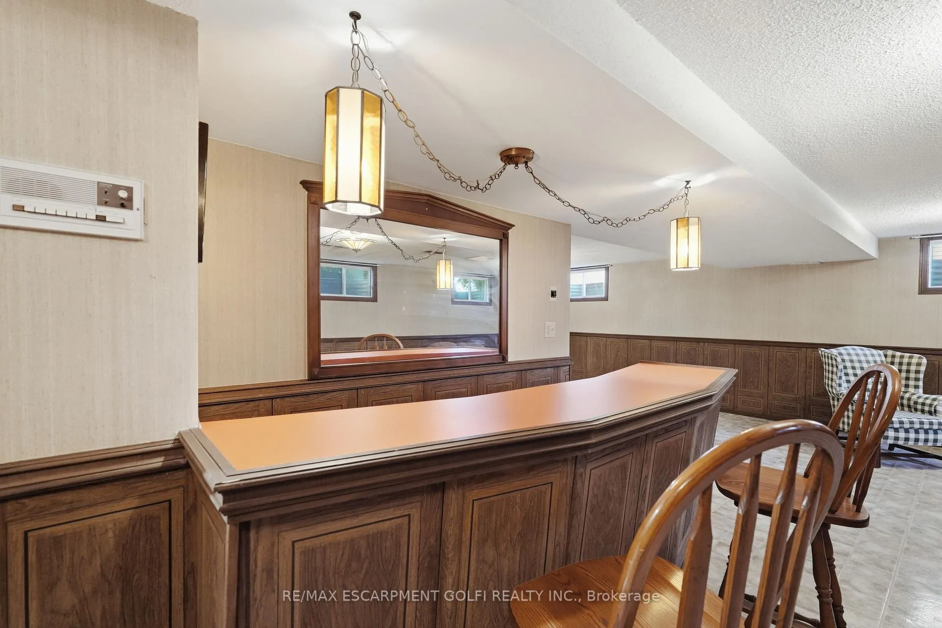 Photo 33 of 24 Renfrew Drive, Thorold, Confederation Heights — HOMEH