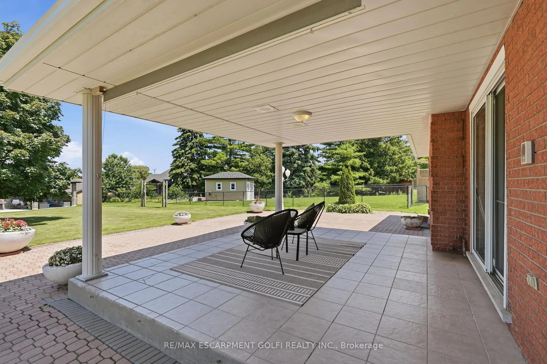 Photo 36 of 24 Renfrew Drive, Thorold, Confederation Heights — HOMEH