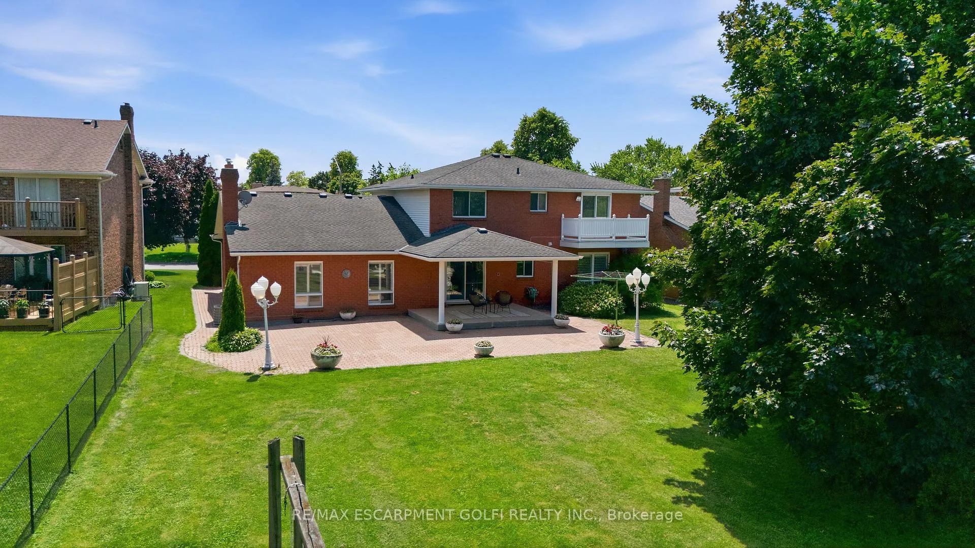 Photo 40 of 24 Renfrew Drive, Thorold, Confederation Heights — HOMEH