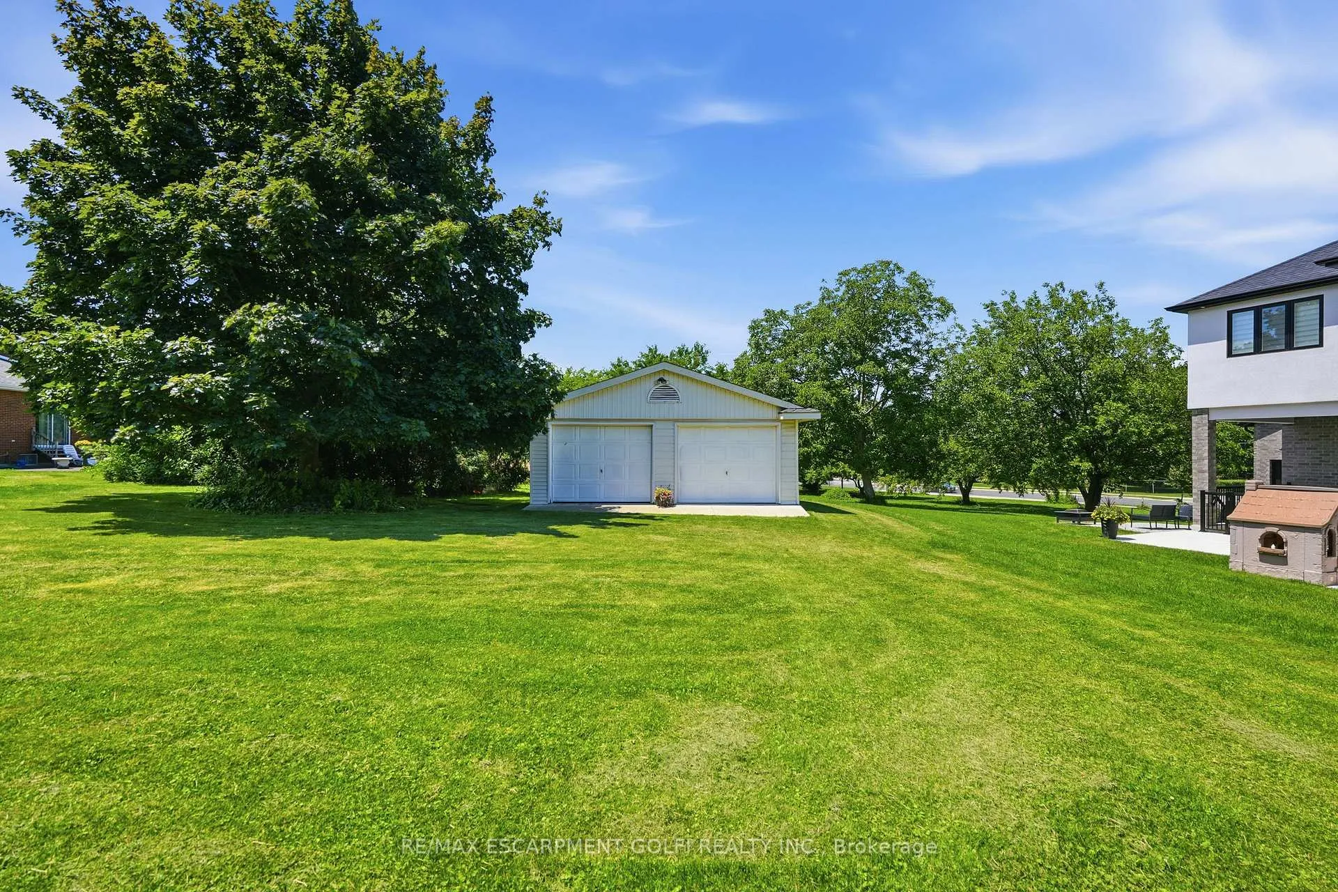 Photo 42 of 24 Renfrew Drive, Thorold, Confederation Heights — HOMEH