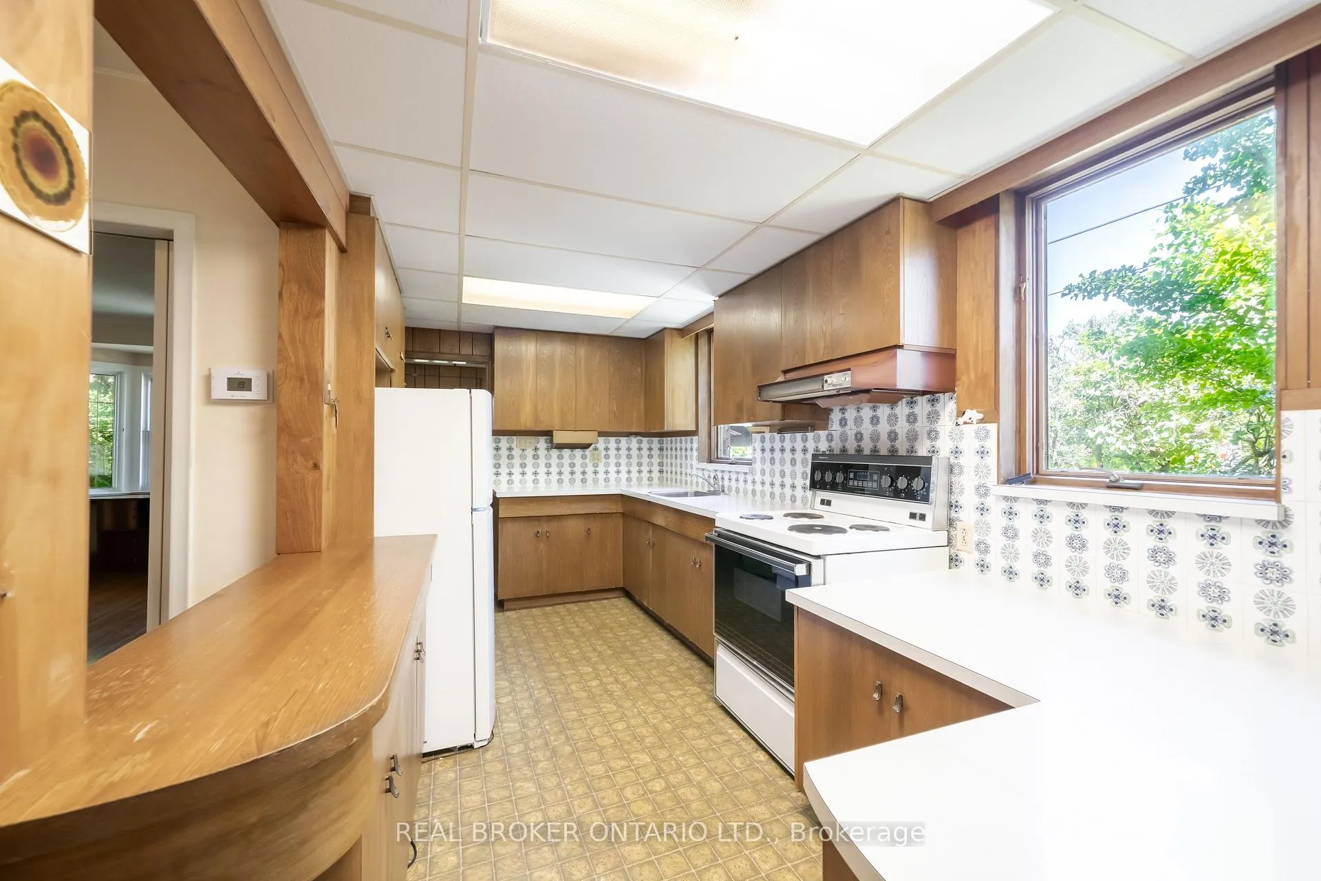 Photo 9 of 483 Melrose Avenue, Toronto, Bedford Park-Nortown — HOMEH