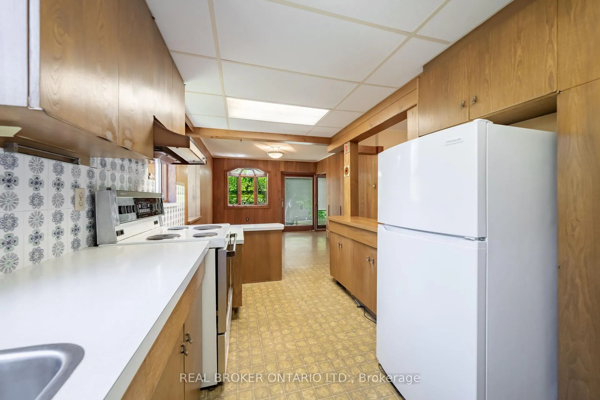Photo 11 of 483 Melrose Avenue, Toronto, Bedford Park-Nortown — HOMEH