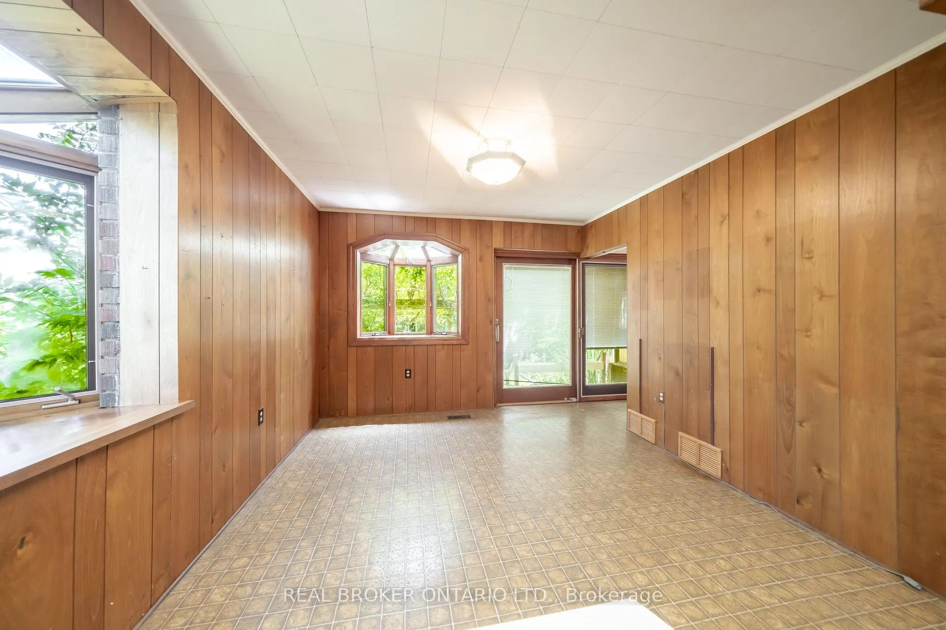 Photo 12 of 483 Melrose Avenue, Toronto, Bedford Park-Nortown — HOMEH