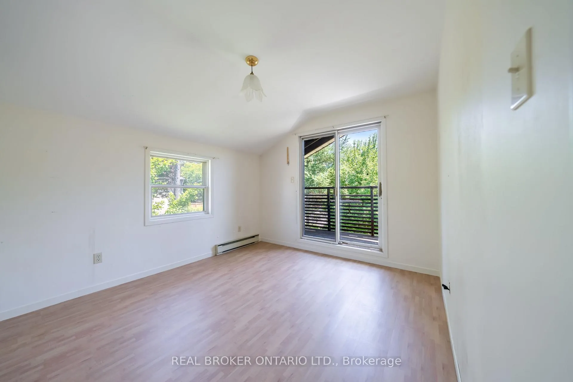 Photo 25 of 483 Melrose Avenue, Toronto, Bedford Park-Nortown — HOMEH