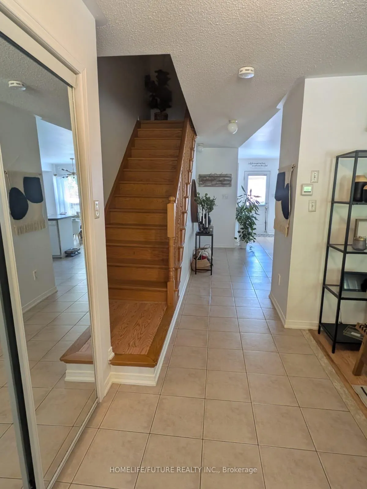Photo 2 of 301 Davos Road, Vaughan, Vellore Village — HOMEH