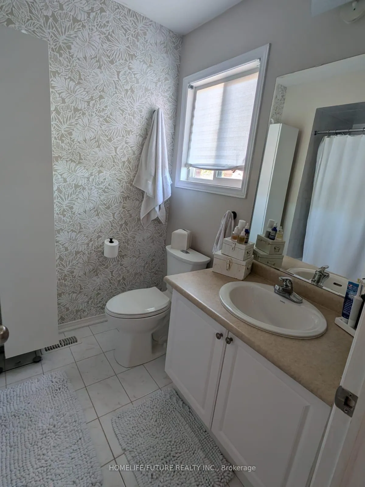 Photo 12 of 301 Davos Road, Vaughan, Vellore Village — HOMEH