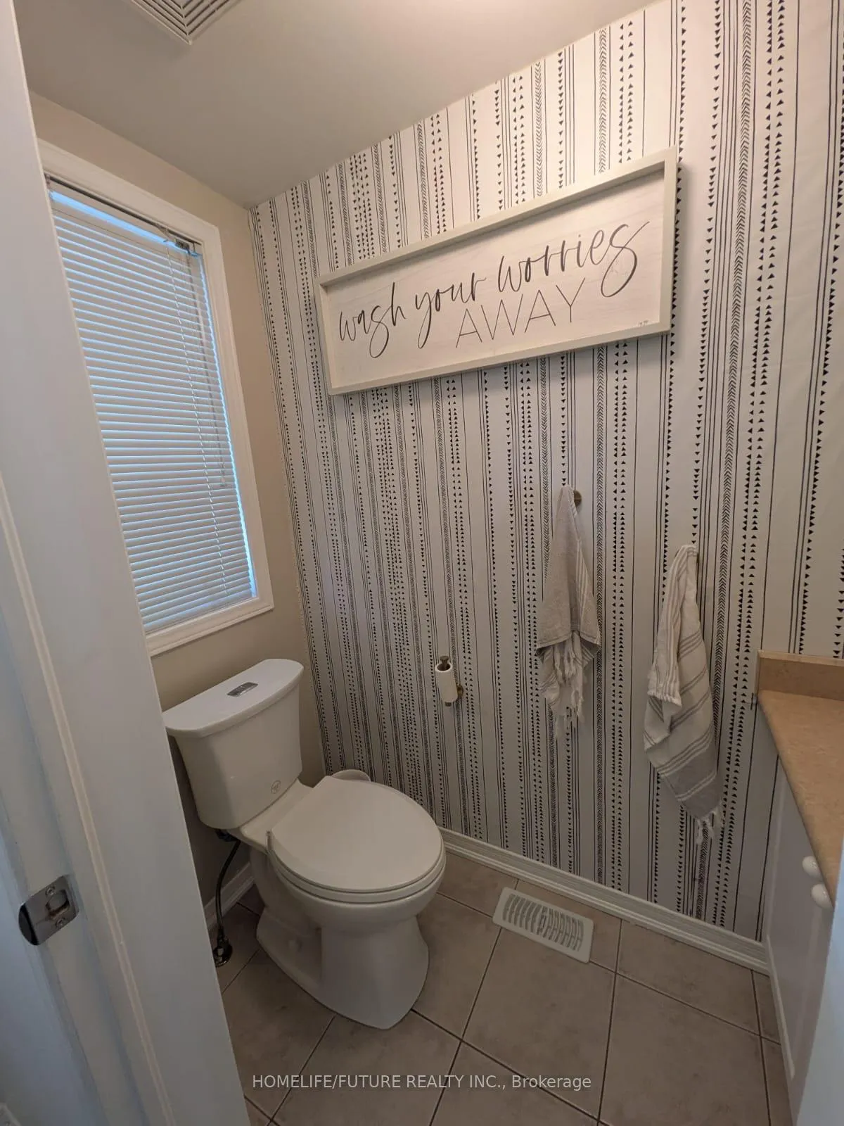 Photo 13 of 301 Davos Road, Vaughan, Vellore Village — HOMEH