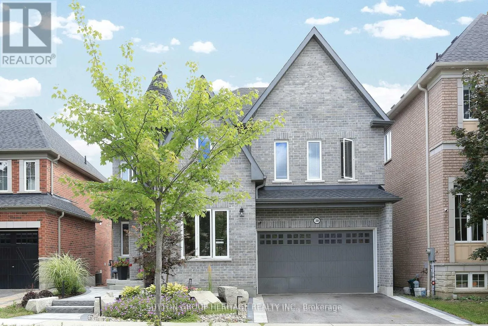 Photo 3 of 30 Hunwicks Crescent, Ajax, Northeast Ajax — HOMEH