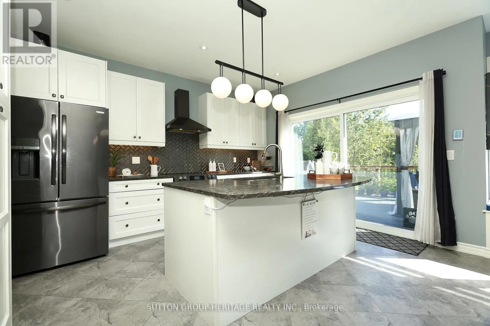 Photo 11 of 30 Hunwicks Crescent, Ajax, Northeast Ajax — HOMEH