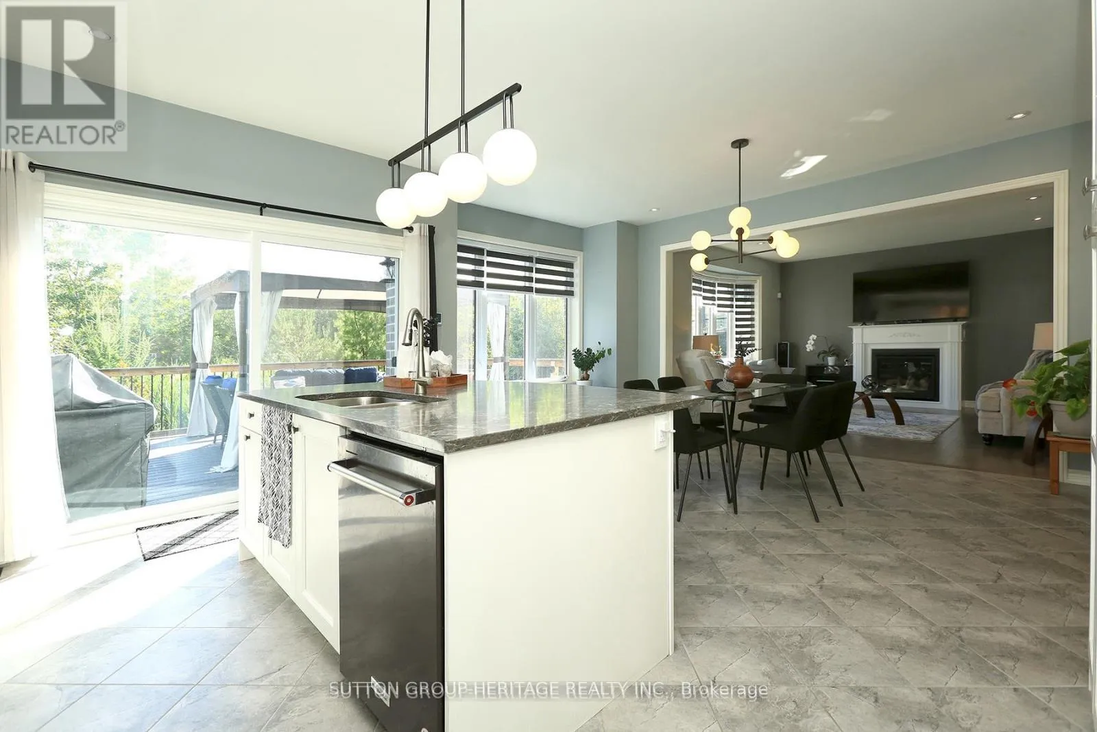 Photo 13 of 30 Hunwicks Crescent, Ajax, Northeast Ajax — HOMEH