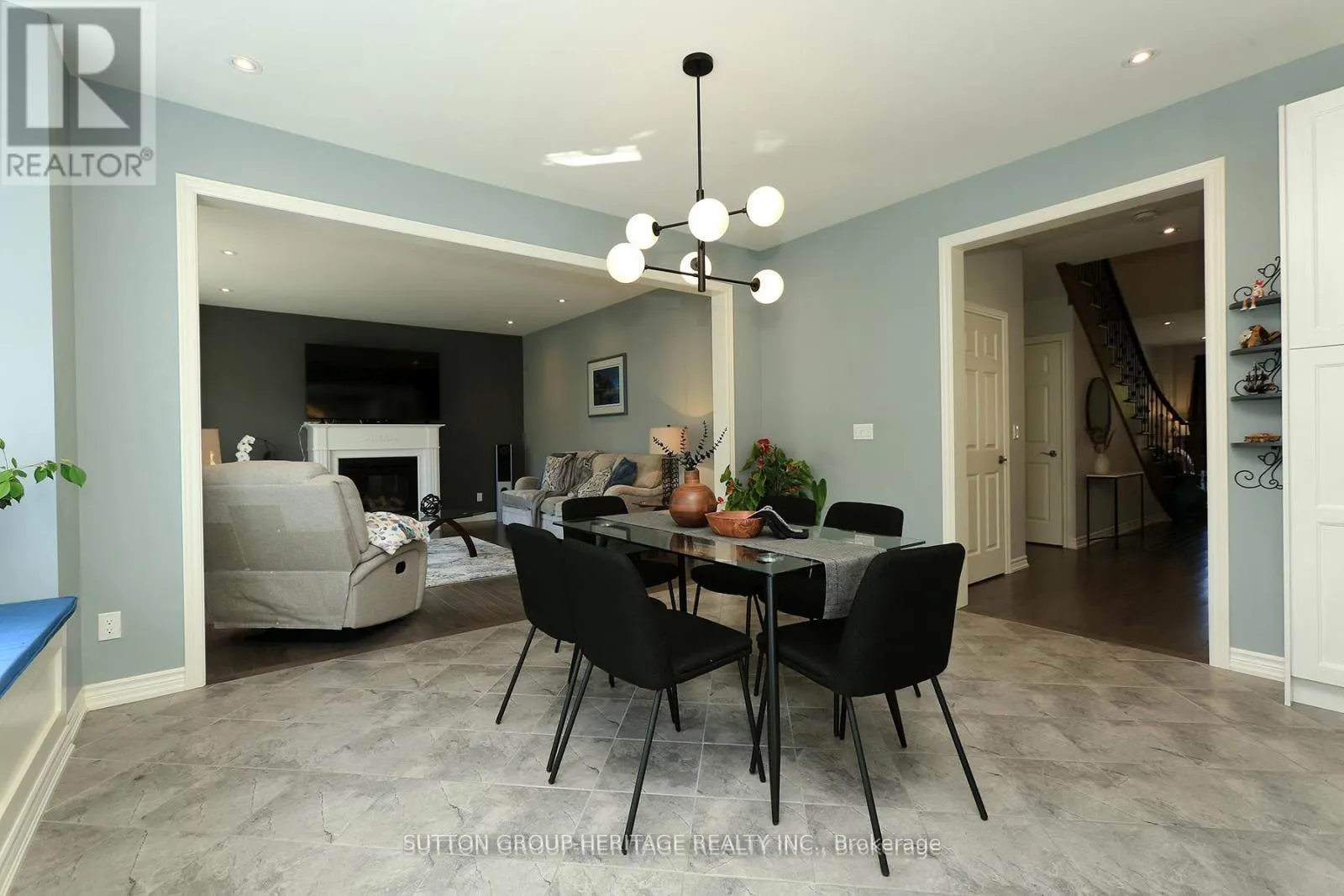 Photo 15 of 30 Hunwicks Crescent, Ajax, Northeast Ajax — HOMEH