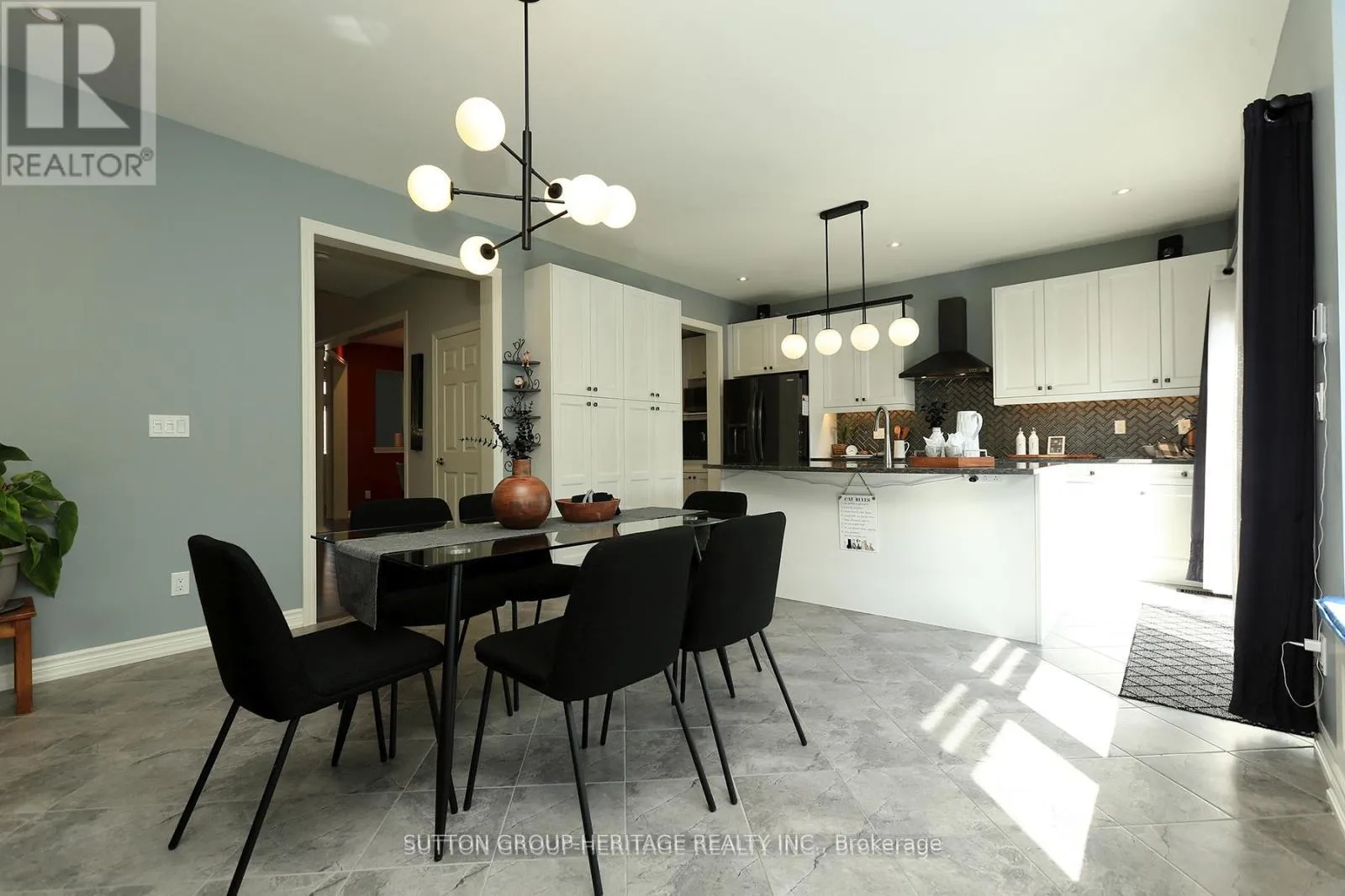 Photo 17 of 30 Hunwicks Crescent, Ajax, Northeast Ajax — HOMEH
