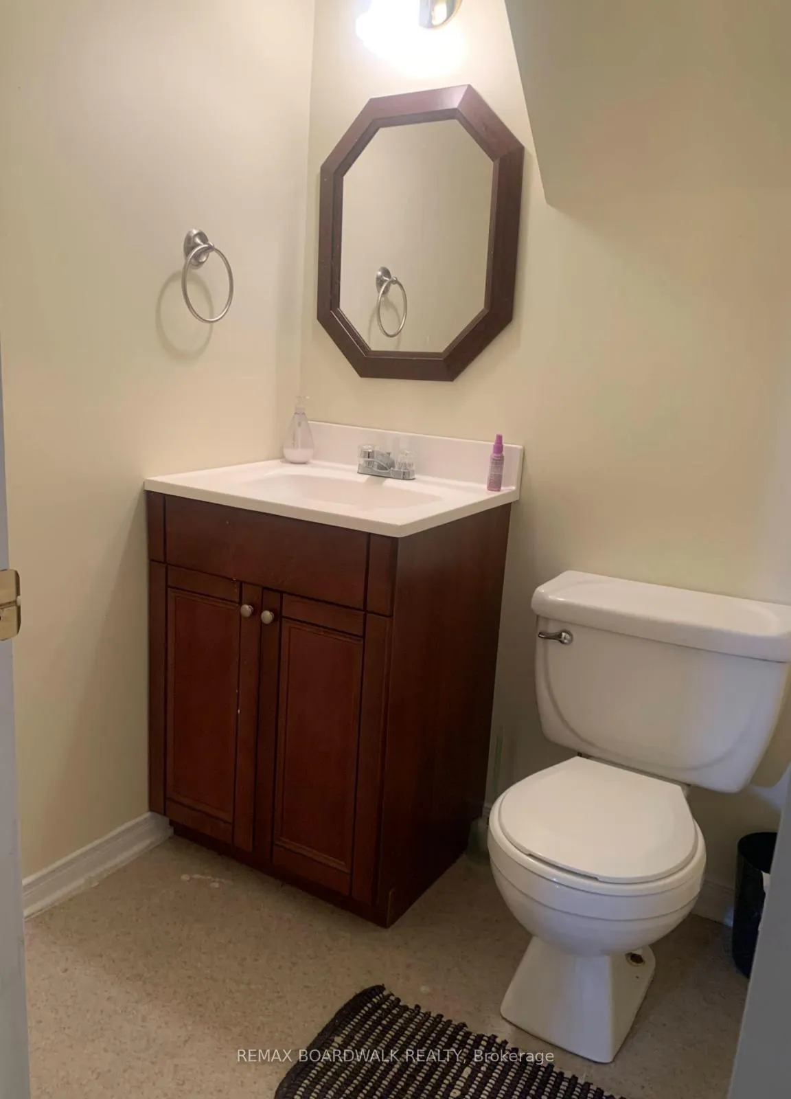 Photo 12 of 2241 Trim Road, Ottawa, Notting Hill/Summerside — HOMEH