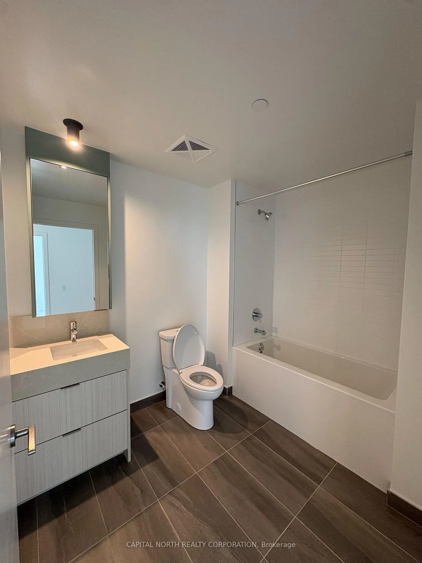 Photo 10 of Unit 1601, 10 Flavelle Trail, Vaughan, Steeles West Industrial — HOMEH