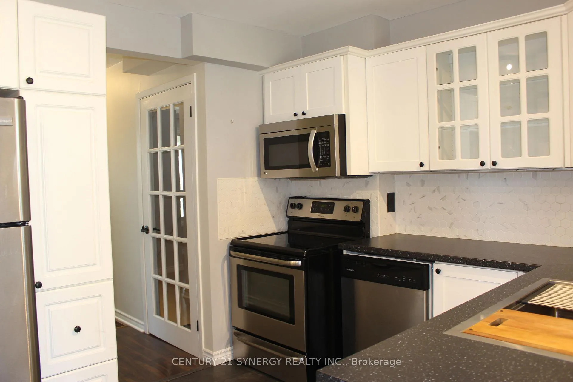 Photo 3 of 241 Wilfred Crescent, Arnprior, Arnprior — HOMEH