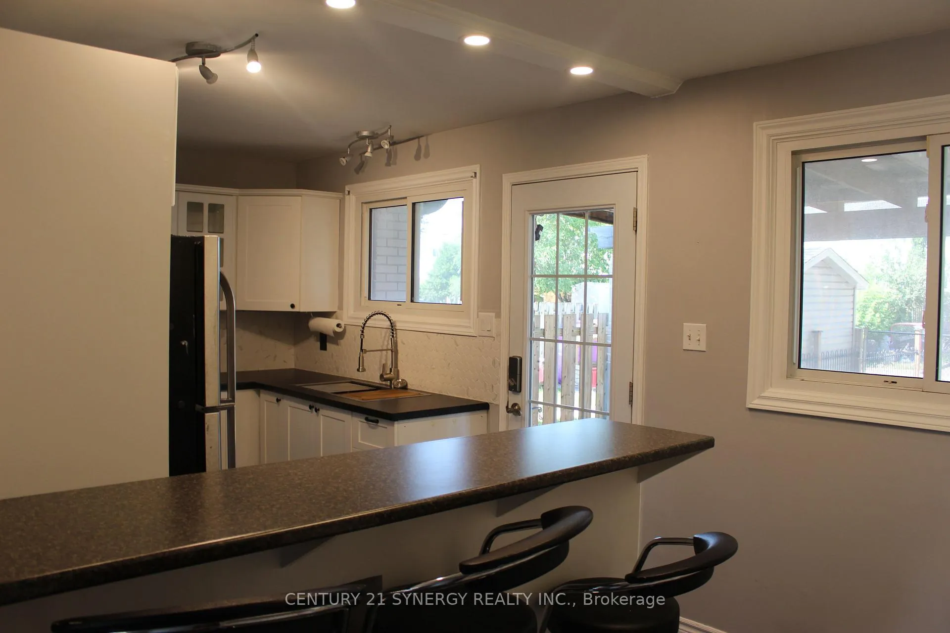 Photo 6 of 241 Wilfred Crescent, Arnprior, Arnprior — HOMEH