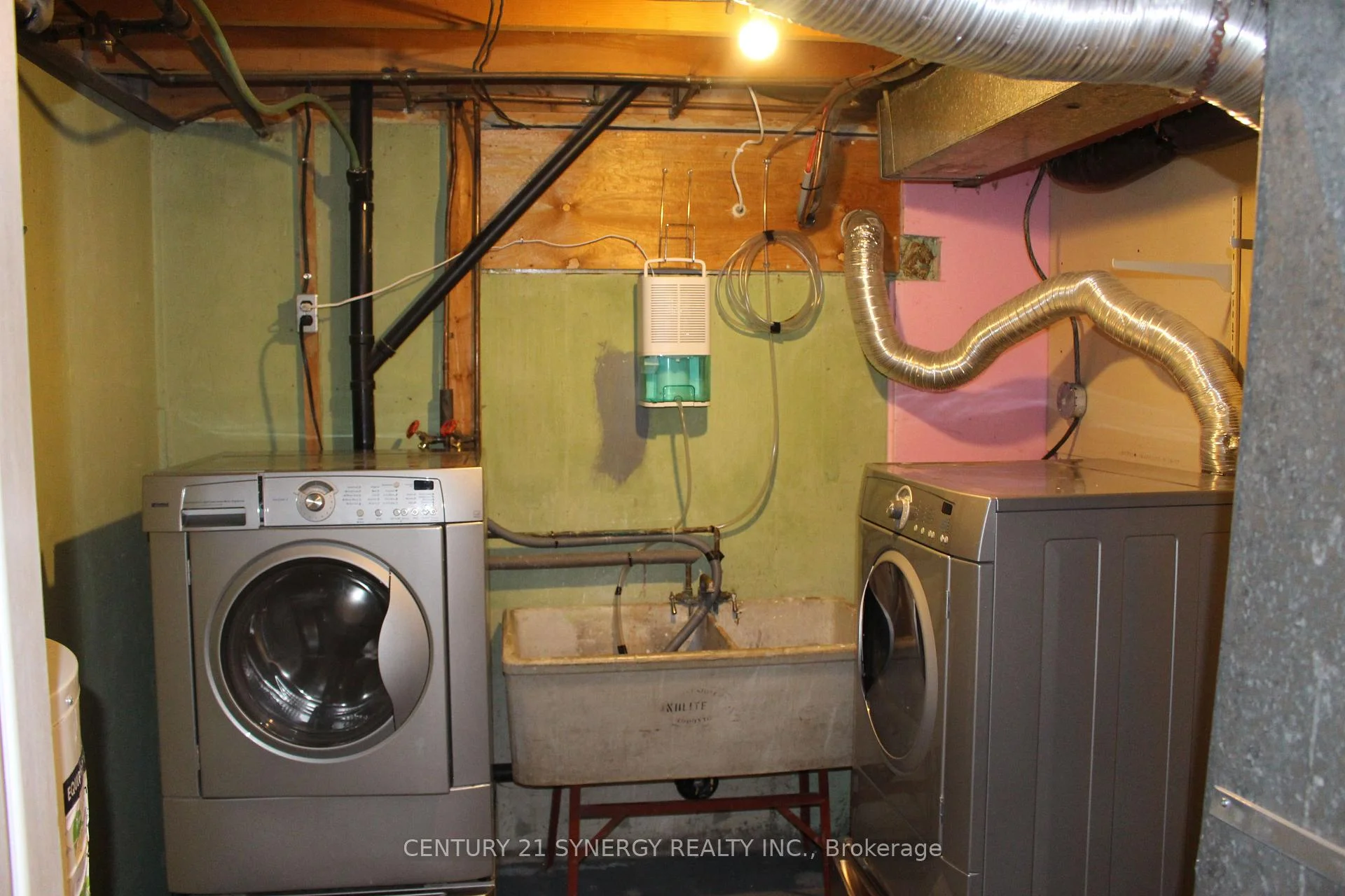 Photo 31 of 241 Wilfred Crescent, Arnprior, Arnprior — HOMEH