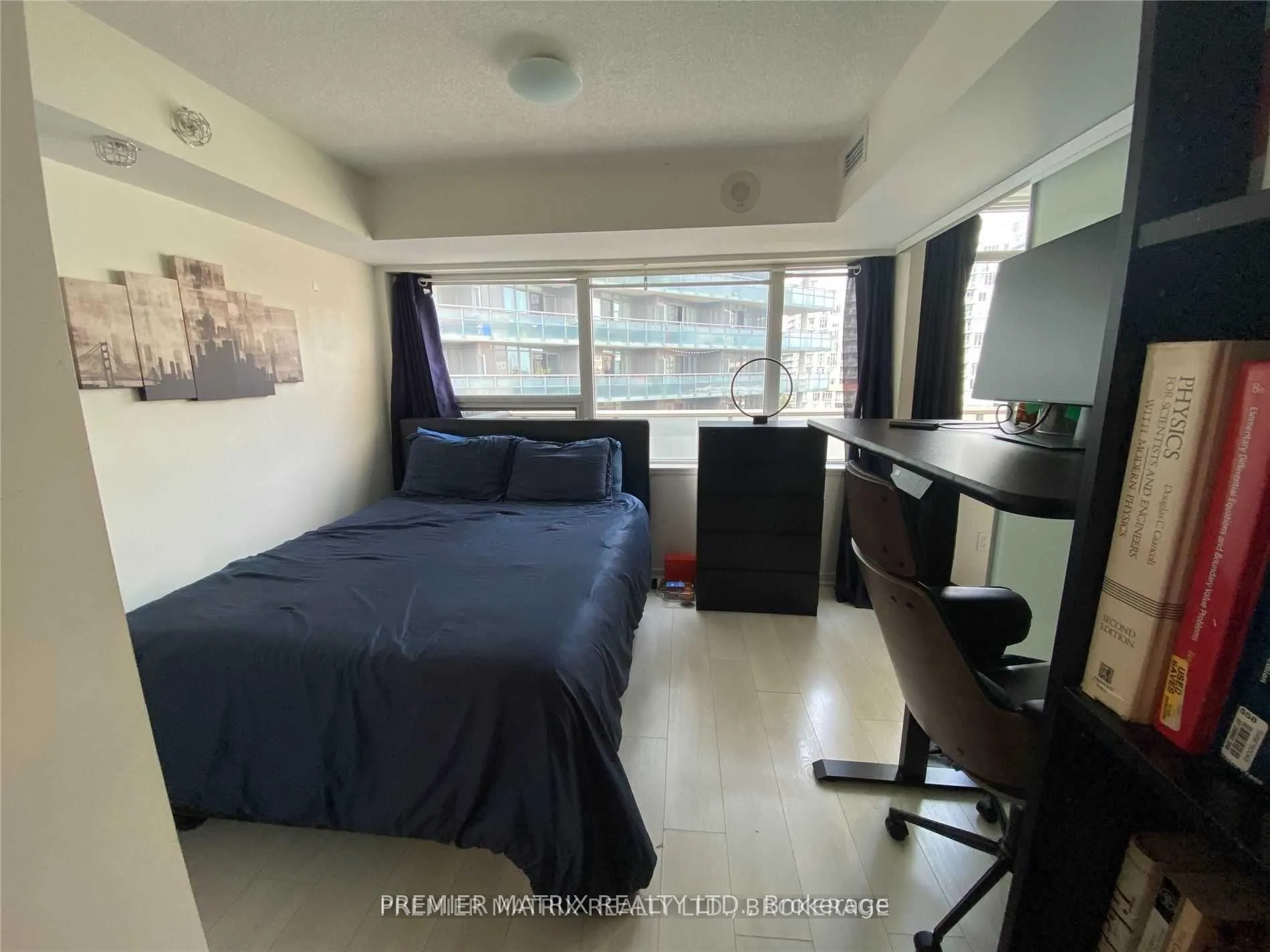 Photo 2 of Unit 720, 20 Joe Shuster Way, Toronto, Niagara — HOMEH