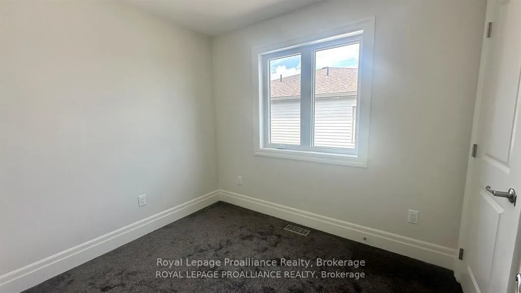 Photo 17 of 39 Markland Avenue, Prince Edward County, Picton Ward — HOMEH