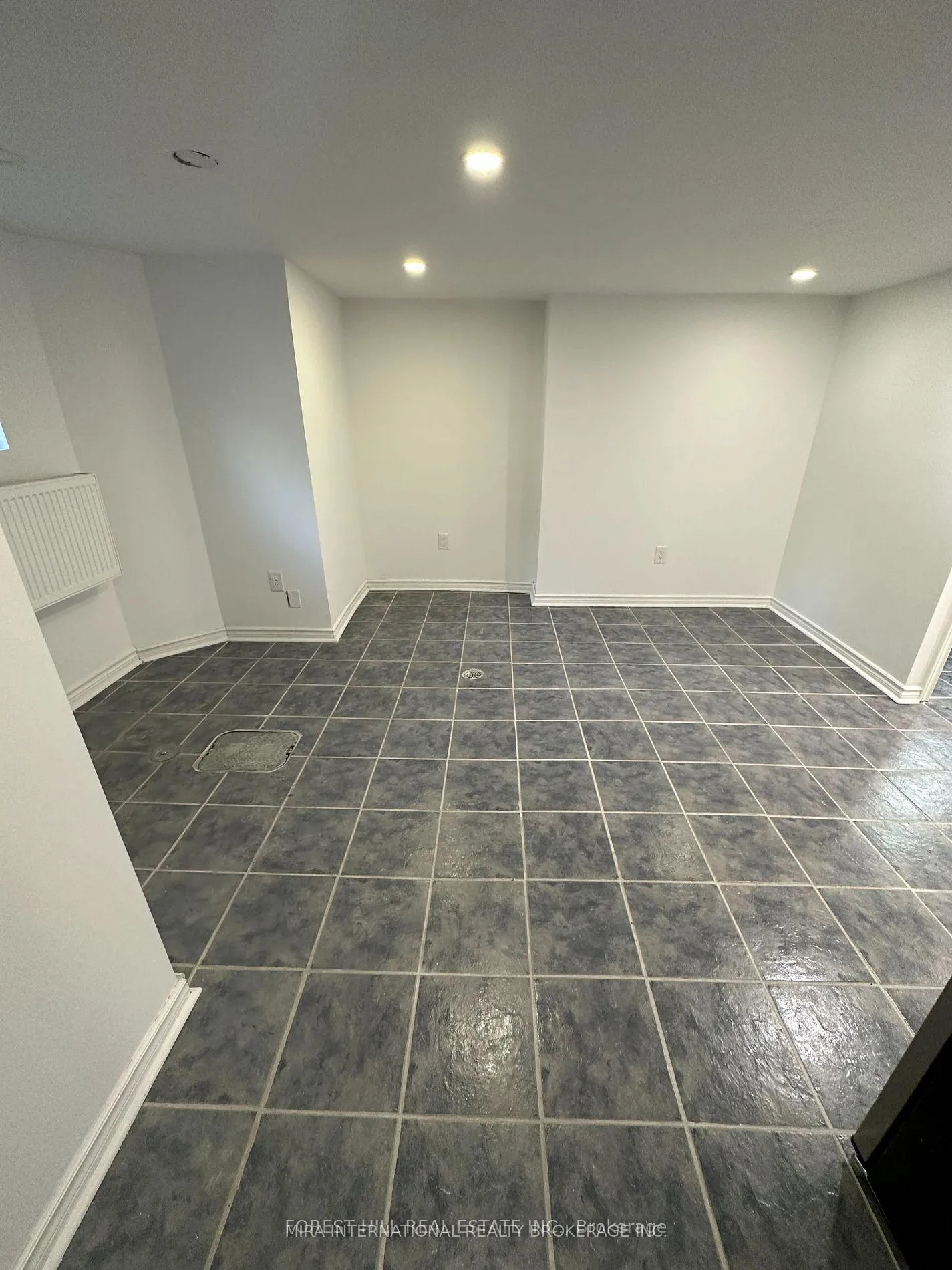 Photo 7 of Unit B1, 414 Dundas Street E, Toronto, Moss Park — HOMEH