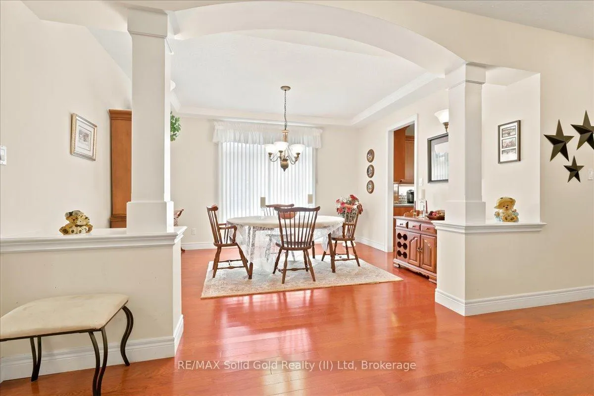 Photo 8 of 215 Terrace Wood Crescent, Kitchener, Pioneer Tower West — HOMEH
