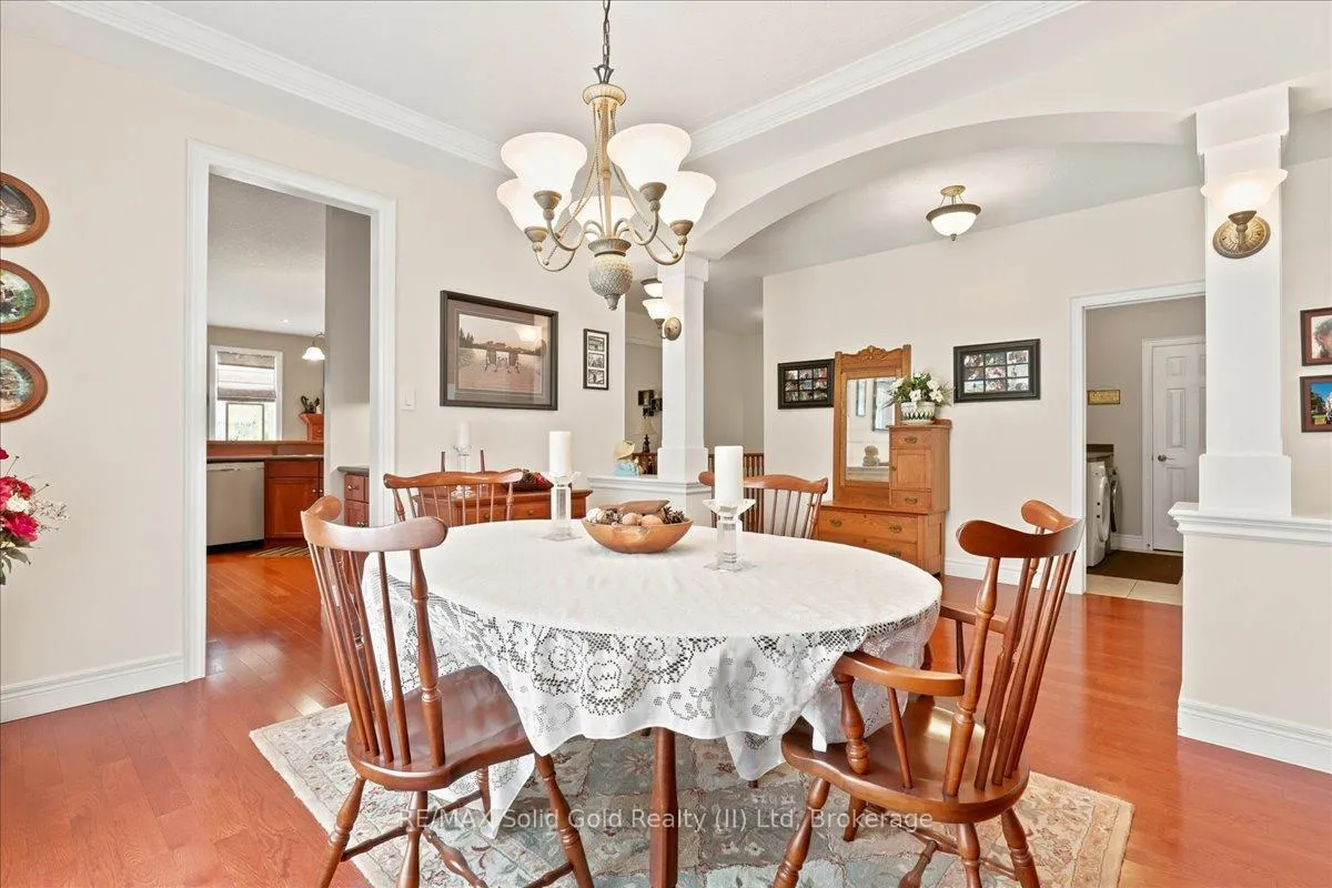 Photo 9 of 215 Terrace Wood Crescent, Kitchener, Pioneer Tower West — HOMEH